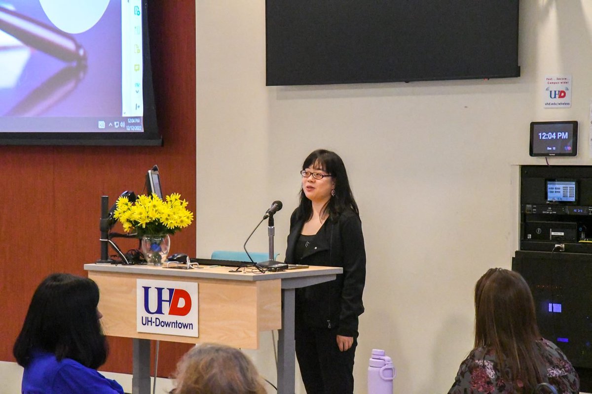 Jonschwartzuhd's tweet photo. Amazing event, watching students who participated in Houston Court Watch, discuss their experiences.  Court Watch is housed in the College @UHDHoustonLabCJ  in partnership with the Harris County Public Defender's Office. https://t.co/rmZhDdB3Y4 @uhdowntown https://t.co/Vt6x2SPJYc