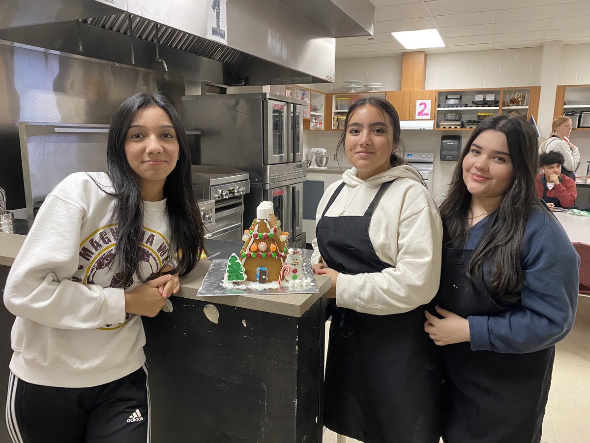 MWHS_Culinary's tweet photo. Loved seeing these masterpieces come together today. They have been working on all components (from scratch) for a few days. So proud! #GID #westnation #PrettyCool https://t.co/NShyGEPDN3