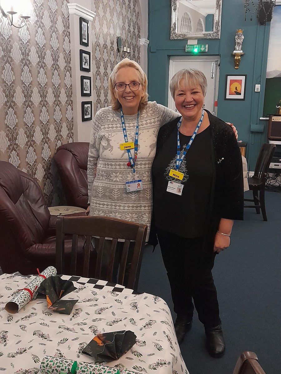 melissathe_ot's tweet photo. Our first Christmas party in a very, very long time πβ¦ I think the smiles say it all π @SWRecovery @GlosHealthNHS #peerledselfmanagement #livedexperience #recovery #connections #hope #identity #meaning #empowerment #EbyEs Thanks to our friends at @KFTSeekers π€© https://t.co/OhQuM5Zn3K