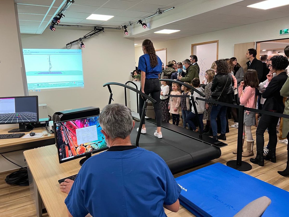 ChuSaintEtienne's tweet photo. [Inauguration]
Inauguration de la Clinique Universitaire du Sport et de l’Arthrose !
➡️ De nouveaux locaux flambant neufs, un plateau technique de pointe et une excellente équipe médicale pour une meilleure prise en charge du patient ! 
🙏 Merci à tous pour votre présence ! https://t.co/ShROGdg3Ri
