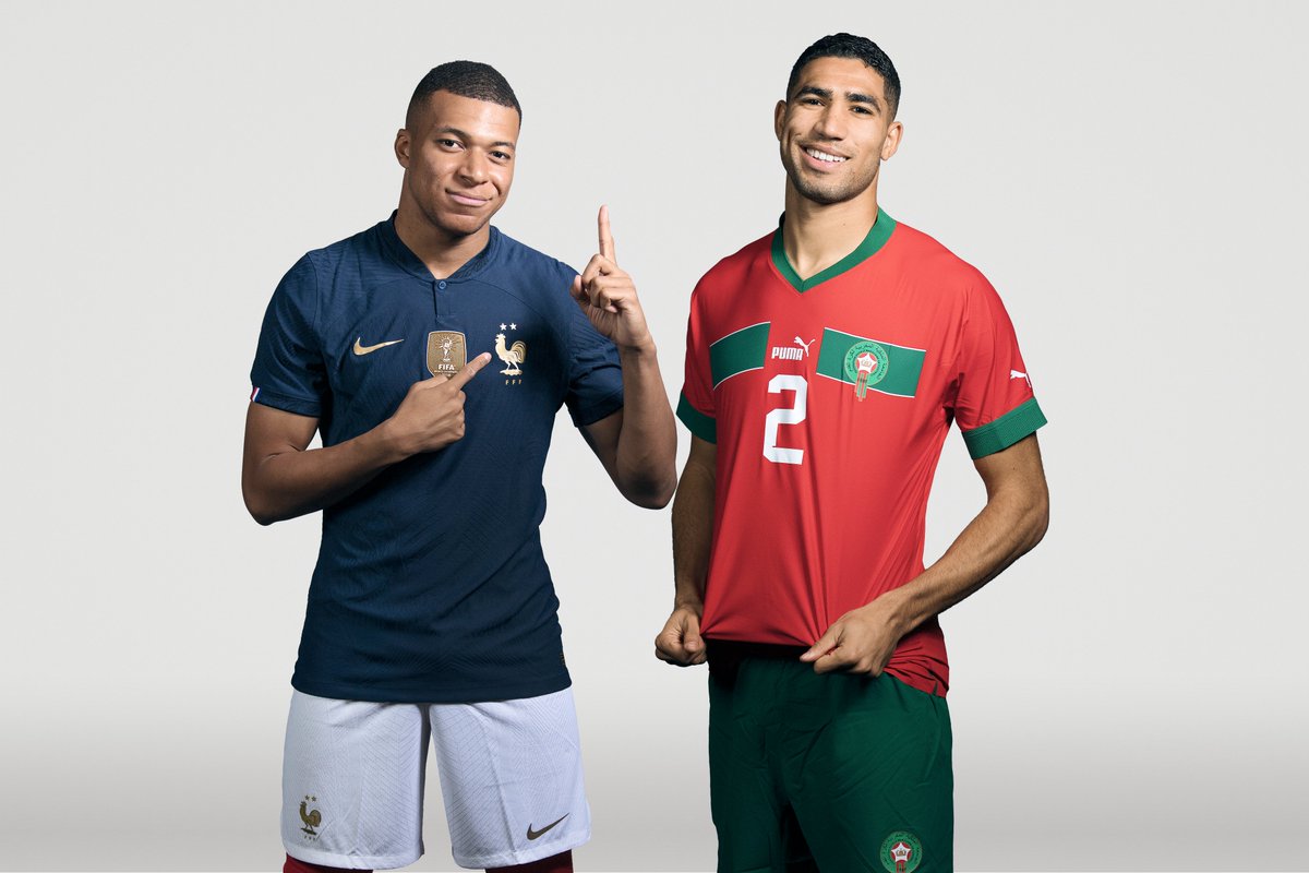 extradeportes's tweet photo. Por comenzar. La segunda semifinal de Catar 2022.

#FranciavsMarruecos
 🇫🇷🆚 🇲🇦
 
#FIFAWorldCup |#FRA |#MAR |#Qatar2022 https://t.co/0NdpoxEZRE
