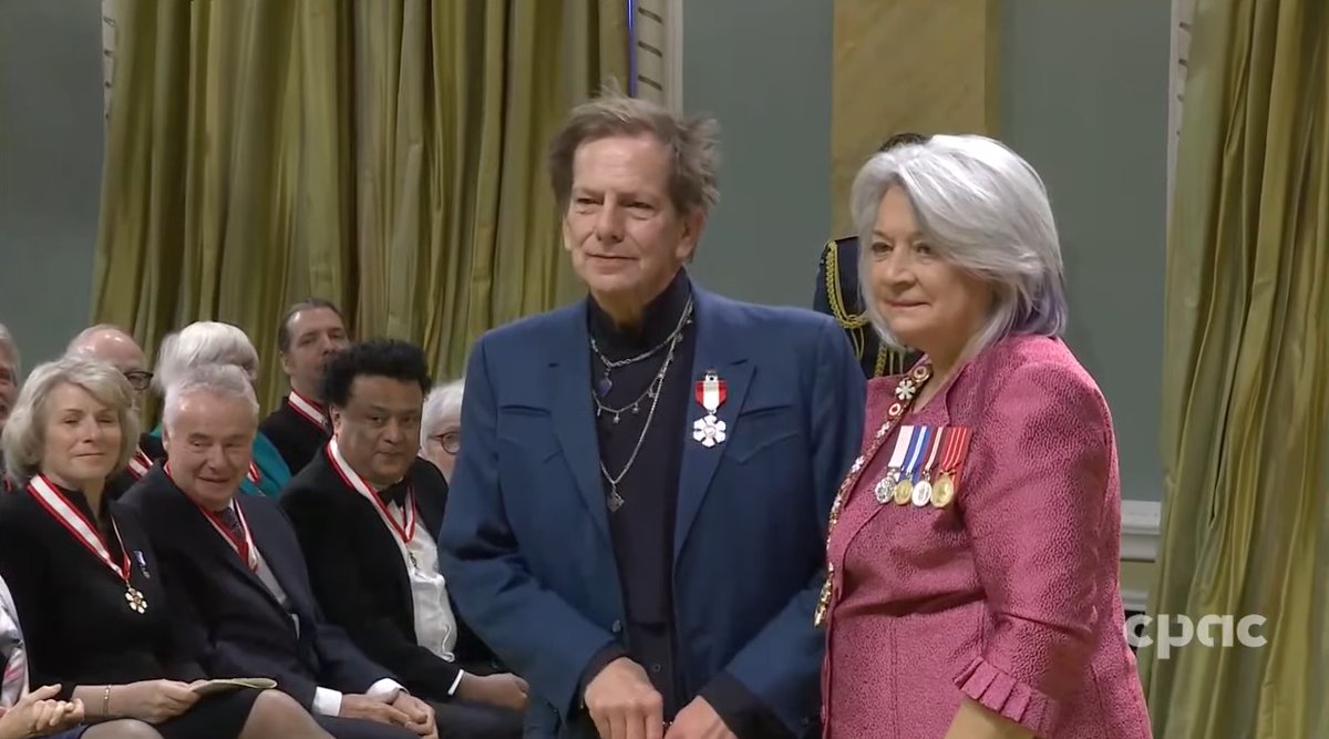 Congratulations to Order of Canada member Arthur Frank Bergmann, pictured here with Governor General of Canada Mary Simon. :) #OrderOfCanada