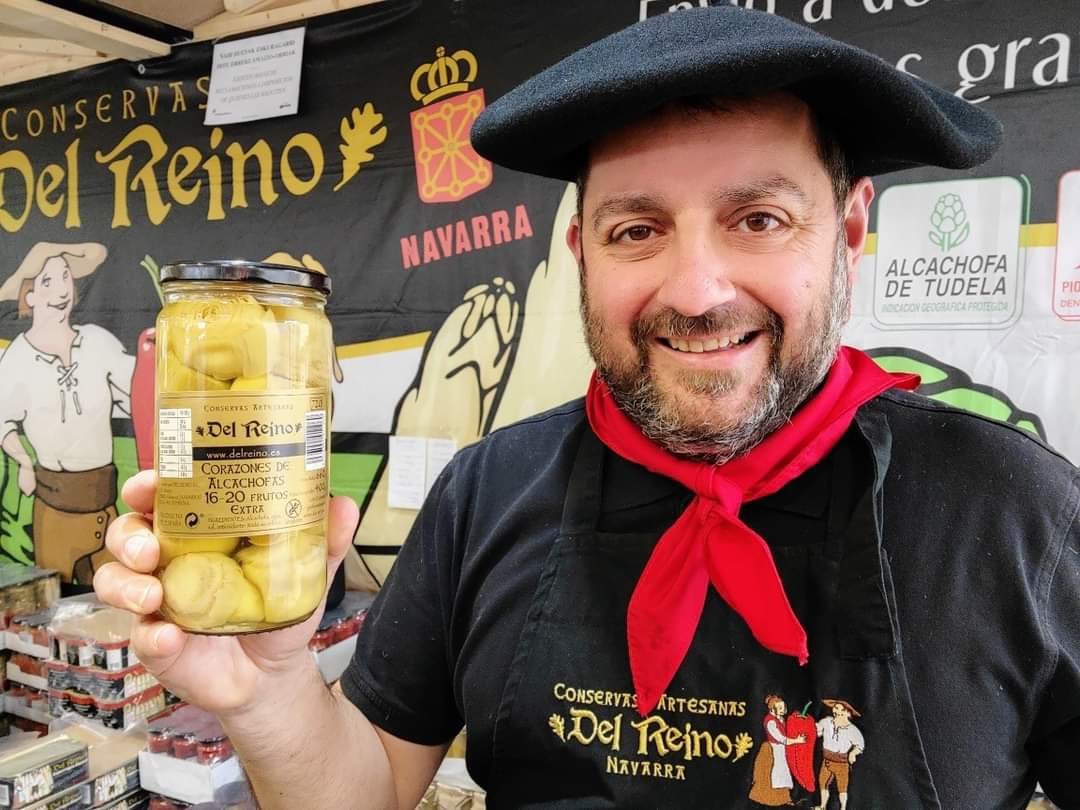 👀 aún hay más sois maravillosos!

🟡 lote del <a href="/delreinonavarra/">Conservas Del Reino</a> cortesía de <a href="/fimofito/">jose ramon ramirez</a> (la Txapela no)
🔵 Reloj deportivo de <a href="/Patrijustiniano/">Patri</a> (para tus MMP)
🔴 Camiseta de los corredores solidarios (en insta) 

El sábado 🏃🏻‍♂️

Dona #KMSxELA y trae #KMSxALIMENTOS 
Gracias #10añosDR