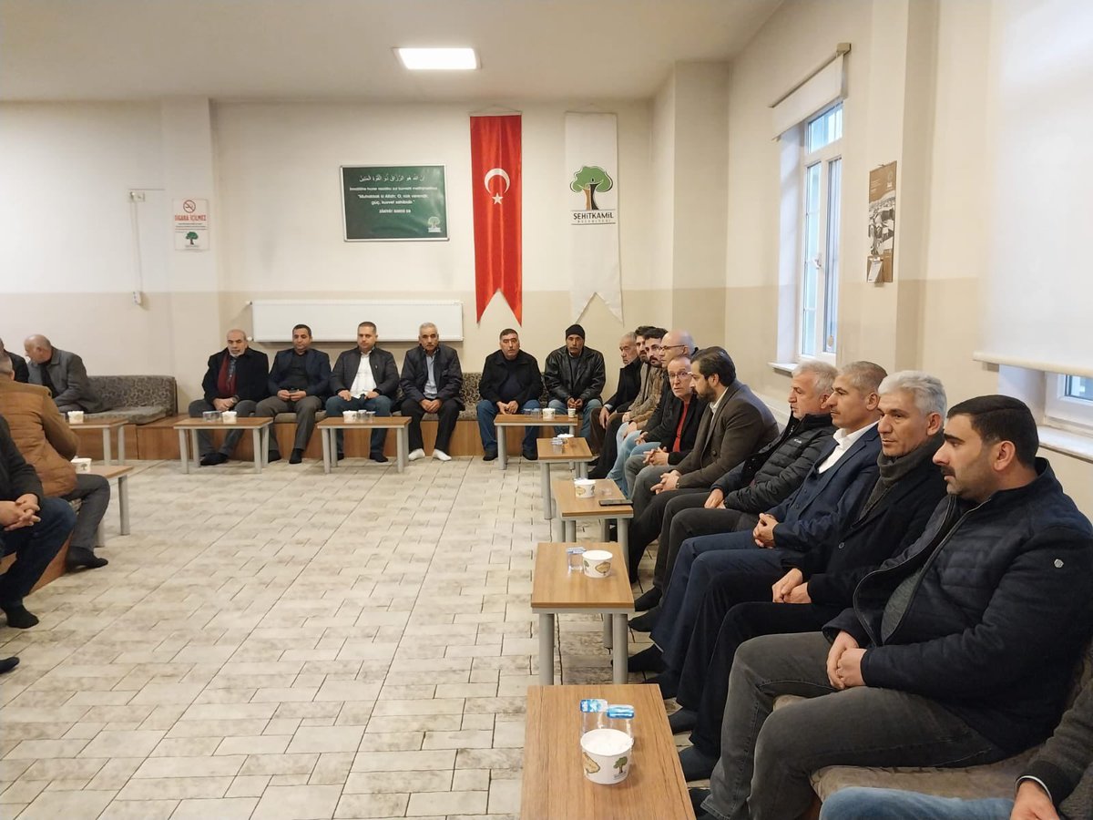 av_mustafaizol's tweet photo. Şanlıder Saymanımız @mfdurmus ‘un vefat eden amcasının oğlu için taziye ziyaretinde bulunduk. Rabbim mekanını cennet eylesin. https://t.co/ejugv3TD4W