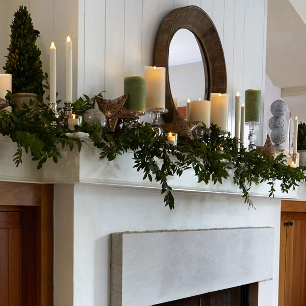 Pasquesis's tweet photo. Love the glow of candles... Luminara flameless candles are beautiful and safe, too! https://t.co/u3OlNoxr7M #candles #flameless #holiday #decoration https://t.co/dceel5fOrY