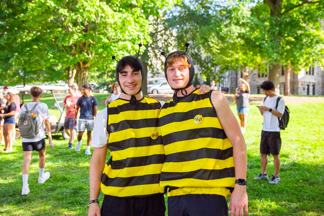 StudentsAtVT's tweet image. What 👏 A 👏 Semester 👏  

Here are some highlights from this fall to help you remember what makes #virginiatech soooooo special 

#hokies #fall22 #recap