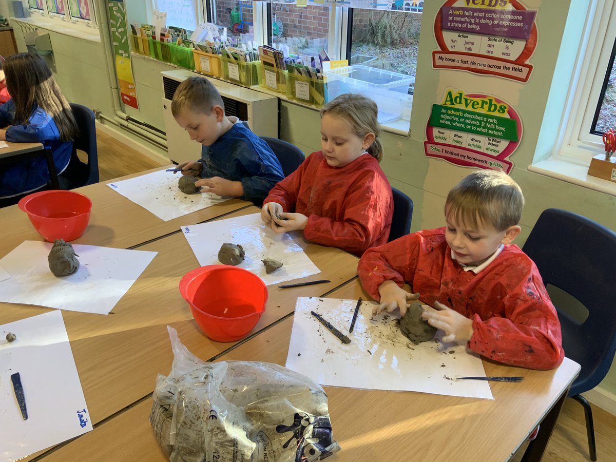 AnnCamHT's tweet photo. Last week Class 2 made busts following lessons to develop our clay skills and learning about artwork by Elizabeth Catlett. https://t.co/StAZeqozX9