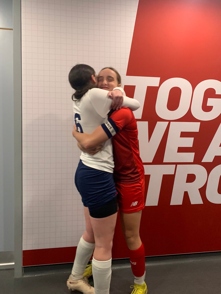 jacquiedavies5's tweet photo. Been a while since these 2 were on the same pitch together,  two Captains, both great leaders of their squads against each other today and all round Legends @isfafootball getting the win this time but still the best of friends ❤️ @rubym291 https://t.co/EDjm3EmvBn