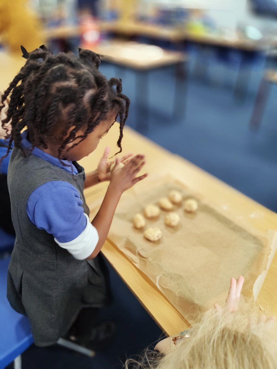 A wonderful reward for working hard this half term for team EYFS. The children had great fun making some chocolate chip cookies. #teamWarwick #cookies #classcharts