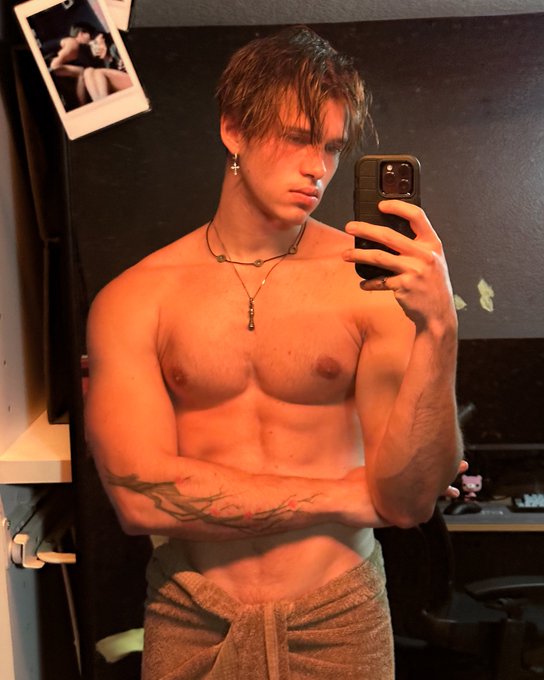 You want to remove this towel? Check of https://t.co/x8aU15yKIX