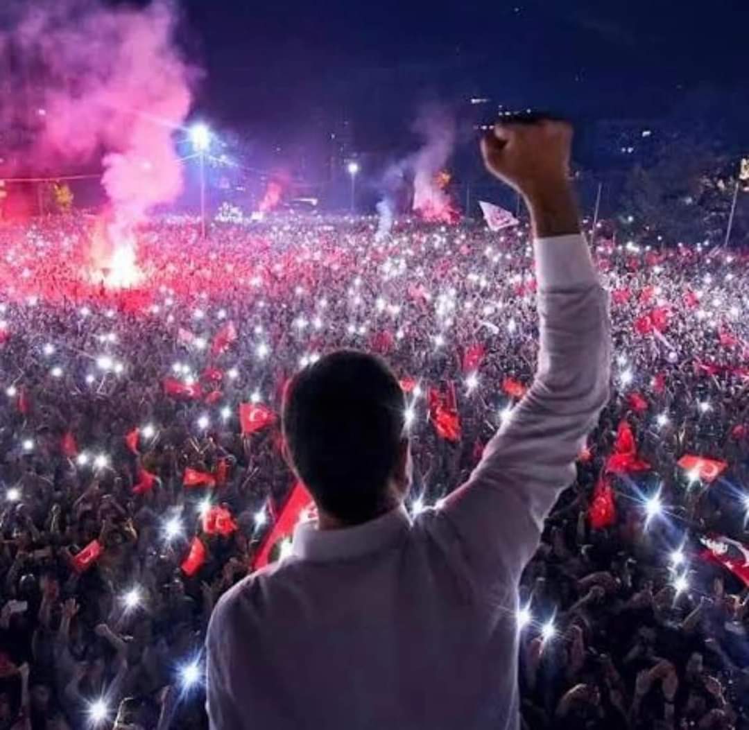 Yaşasın hürriyet, kahrolsun istibdat! #ekremimamoğluyanlızdeğildir 🇹🇷🇹🇷🇹🇷