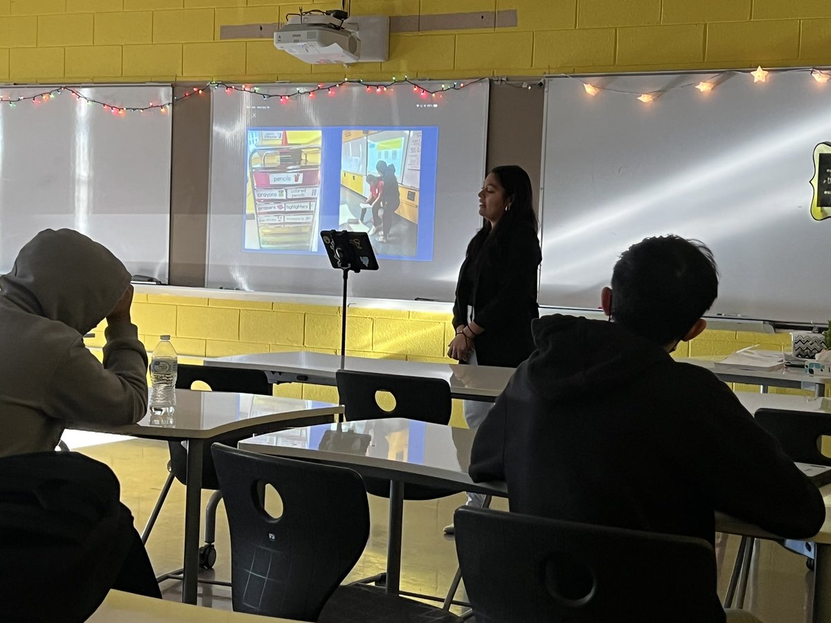 MrsKBucchio tweet media