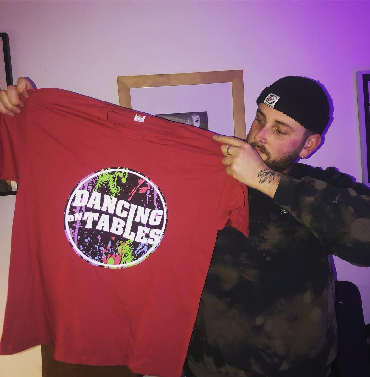 15% OFF DOTEES FOR 24 HOURS 🚨🚨🚨 

Just use the code XMAS15 to get the last minute christmas present that you have been looking for.

dancingontables.bigcartel.com 

While stocks last ⚡️