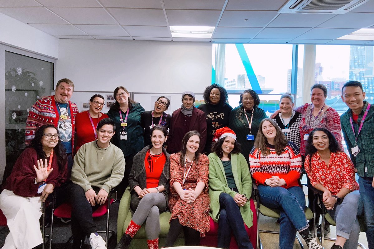 PaulJared_DJ's tweet photo. Happy Holidays everyone! 💚♥️🎄😍- from @BSol_ICS @uhbtrust INR Team!!! #RedvsGreen #MooVSroar @NickieWalker15 @sharon_quigg @Krisanne75 @pauljohnale @kimrdart @ashmyjacob @Jadeythelady86 https://t.co/74Yn8rvhVw