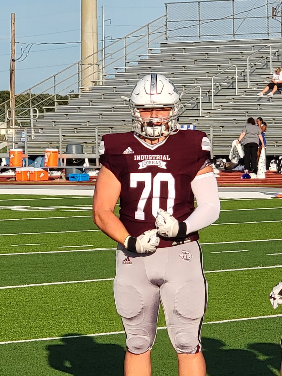 repka_jason's tweet photo. Make plans to watch Jacob compete in the Blue-Grey All-American Bowl on December 19th, 2022, at Dallas Cowboys' AT&amp;T Stadium. @Recruitcobras @repka_jacob @NarinCraig @CoachA_Fellers @Dbachus7973 @dyljack66 @cboymox @coach_jdixon https://t.co/QoqLJH6iRy