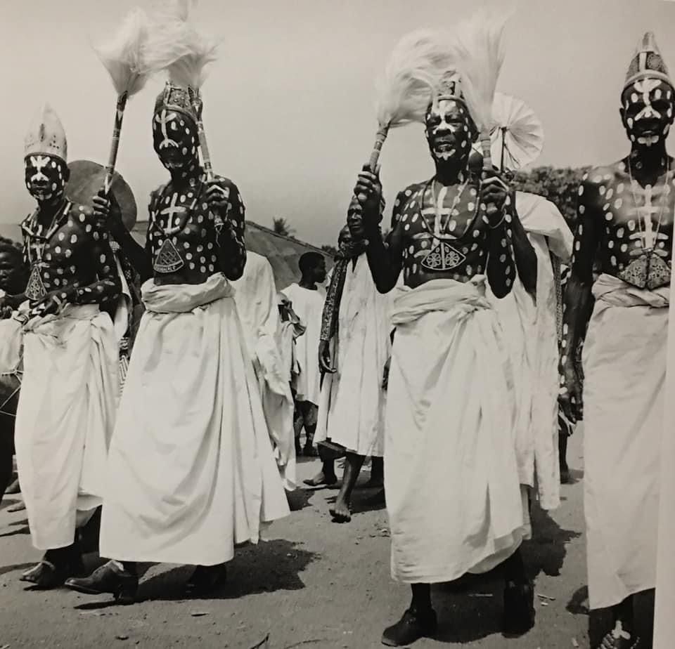 Ifawemimo's tweet photo. Every generation has its purpose. Ours is to reveal the truth and reverse the brainwashing.

The white people came and told them our RELIGION and SPIRITUALITY was evil. But now we/they have seen the light and beauty in our ÌSÈSE. 

Yorùbá Indigenous Religion is not evil.... https://t.co/wU8FnfThuI