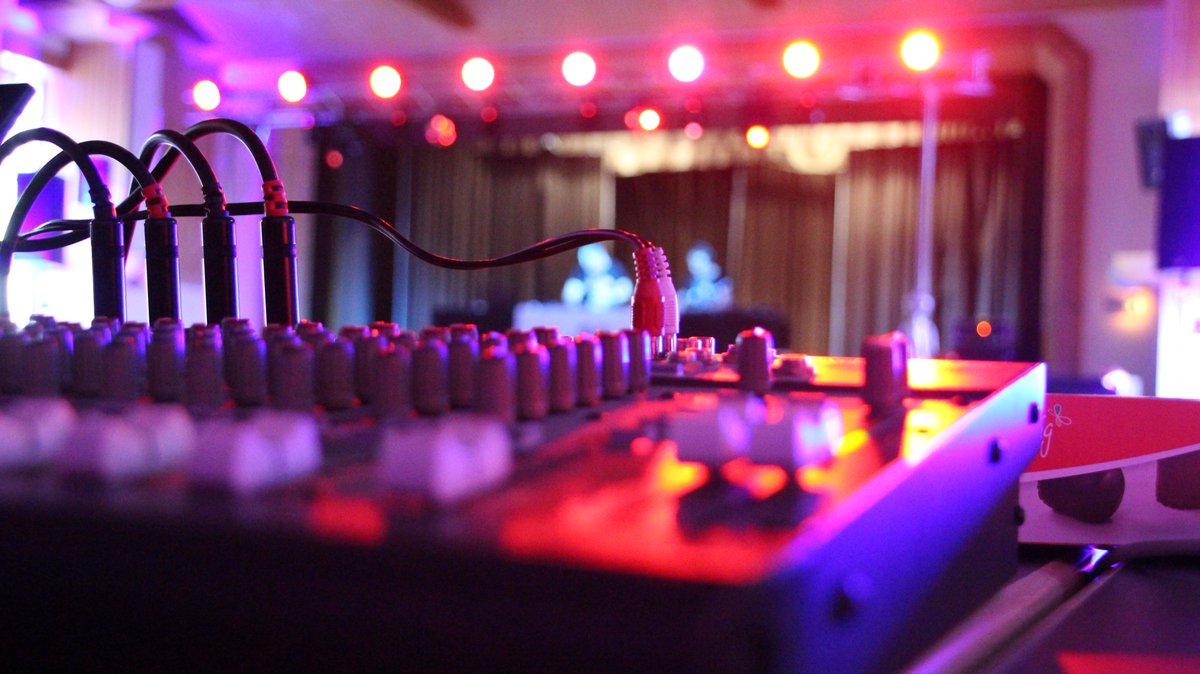 Pictures from last #Rhöndance2 by <a href="/2Pfoten/">Freunde auf 2 Pfoten e. V.</a> I forgot to show u guys. What you can see: new Tops from FAT germany and Subwoofers from PSE Audio I bought this year for bigger events. #LiveAkustikUndTechnik #LAUT #Veranstaltungstechnik