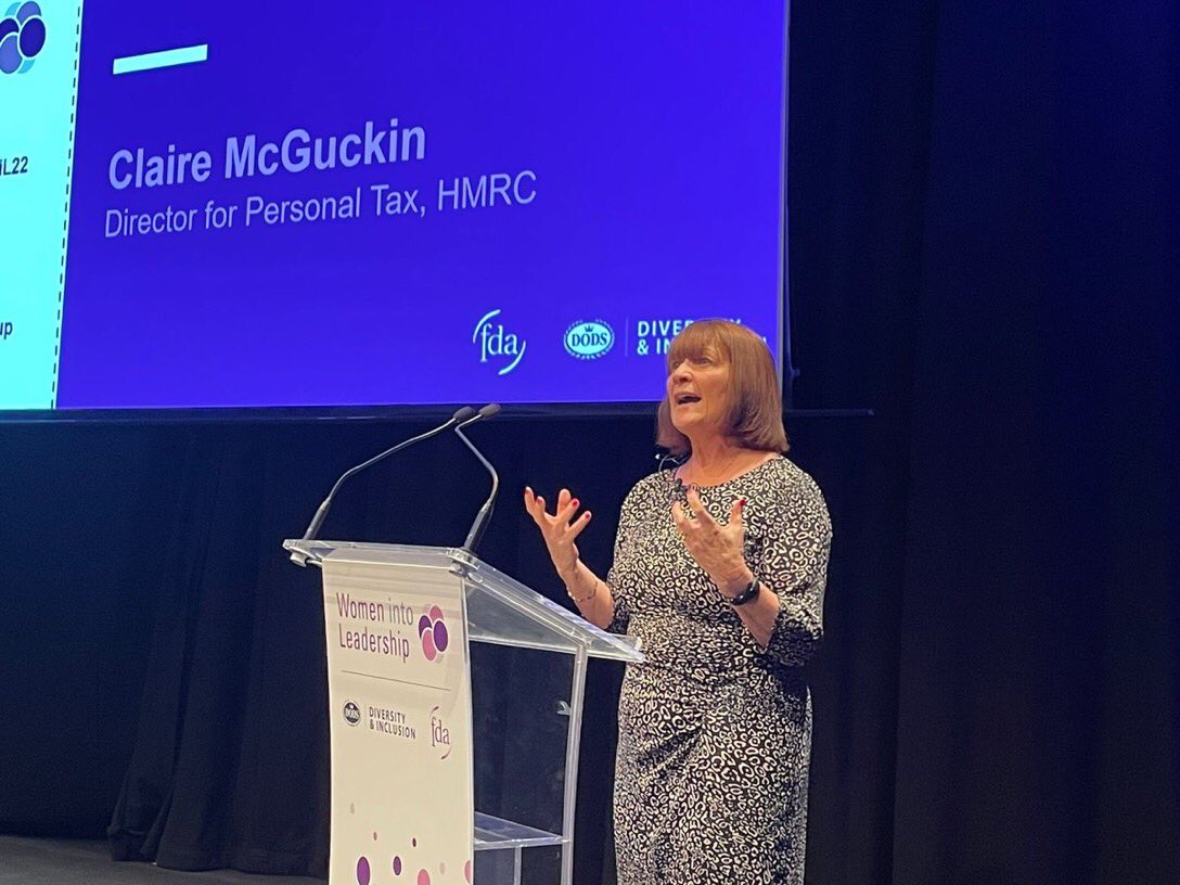 Great day at <a href="/WiLeadership_UK/">Women into Leadership</a> meeting with colleagues from across the public sector. Lovely buzz and energy in room, discussing leadership as a choice not a position. #civilserviceproud