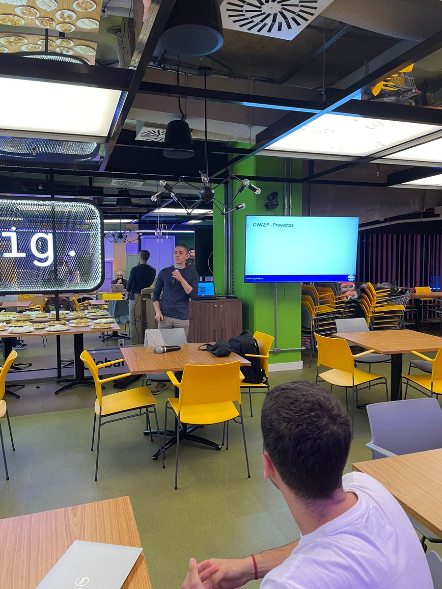 owasp_uy's tweet photo. Fotos del último evento del año en Globant. Como siempre, buena onda y aprendizaje, esperamos que haya despertado la curiosidad por el mundo de seguridad de aplicaciones 😎

Agradecemos a los asistentes y anfitriones por hacer esto posible :) https://t.co/HIF2XofTBK