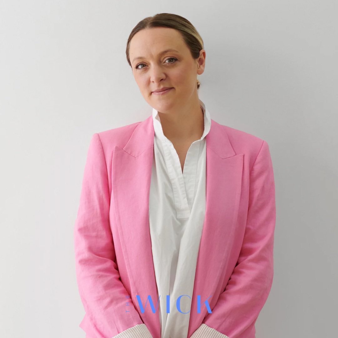 This week the spotlight shines on multidisciplinary artist Jo Dennis, championed by the founder of her namesake gallery, Sid Motion.

Full feature on The Wick, link below 👇 

thewickculture.com/spotlight-brit…

#thewickculture #connectwithculture #culturallycurious #emergingartist