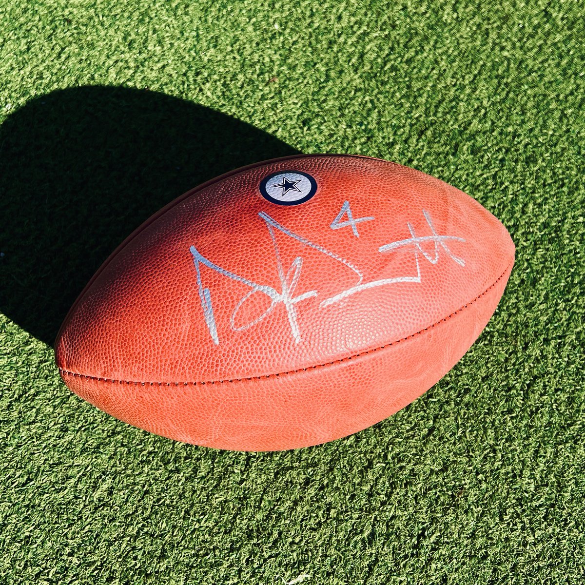 #CowboysNation: today's Twitter #ProBowlVote counts DOUBLE! 🗳🗳

Like &amp; retweet this NOW to vote for <a href="/dak/">Dak Prescott</a> and be entered to win this football signed by QB1! 🔁🔁

See rules here: bit.ly/3BCe1ww