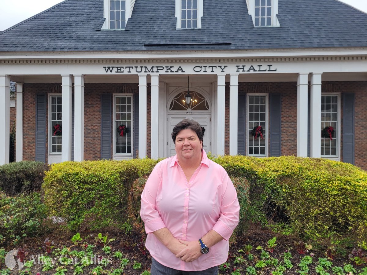 alleycatallies's tweet photo. Alley Cat Allies gave expert testimony for the defense in trials of Beverly Roberts and Mary Alston in Wetumpka, AL, who were arrested on charges related to helping cats. Justice was NOT served for these women who deserve medals not handcuffs 

Learn more: https://t.co/OUtLQtCep4 https://t.co/PySeFblzRi