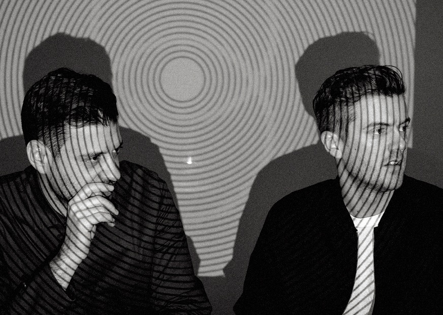 Multiplica tweet media