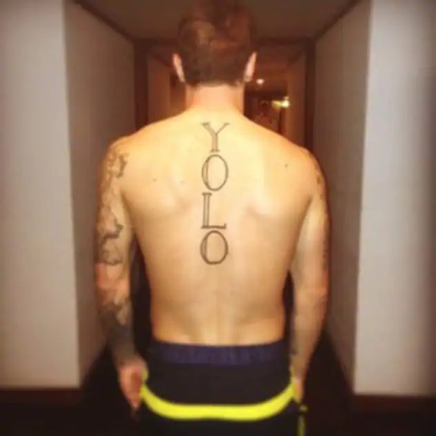 CallmeCarlos tweet media