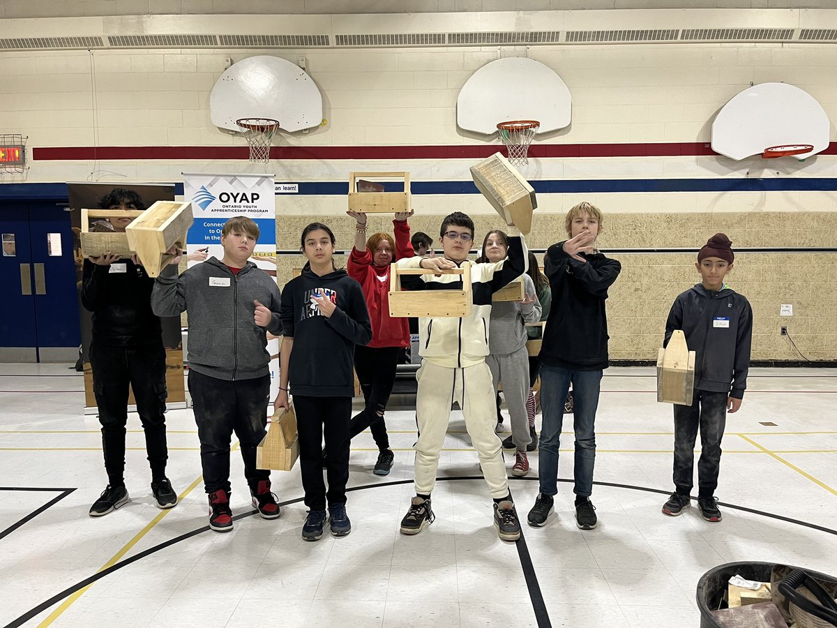 mshoo87's tweet photo. Such a great day! @Woodman_Wolves Thank you so much to Organized Kaos for the opportunity to teach our students how to use power tools and apply math skills to realistic scenarios to make their own tool boxes #skilledtrades #OYAP #handsonlearning @GEDSB https://t.co/IlSJiFC6Fm
