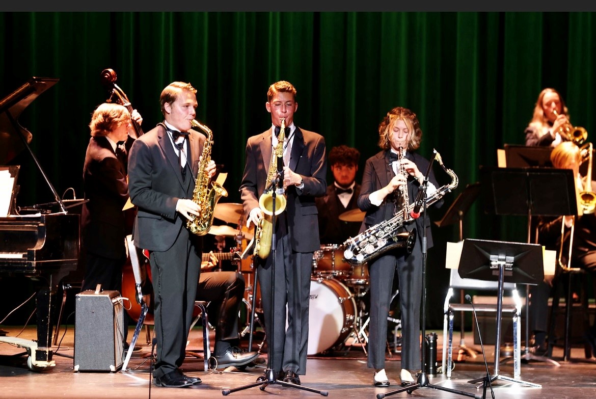 Join us this Friday, Dec. 16, as we host the Spruce Creek High School Jazz Band on Victory Circle Stage at 6 PM. 🎷 Enjoy a relaxing Friday night while supporting our Volusia County students. Learn more: onedaytona.com/events-calenda….