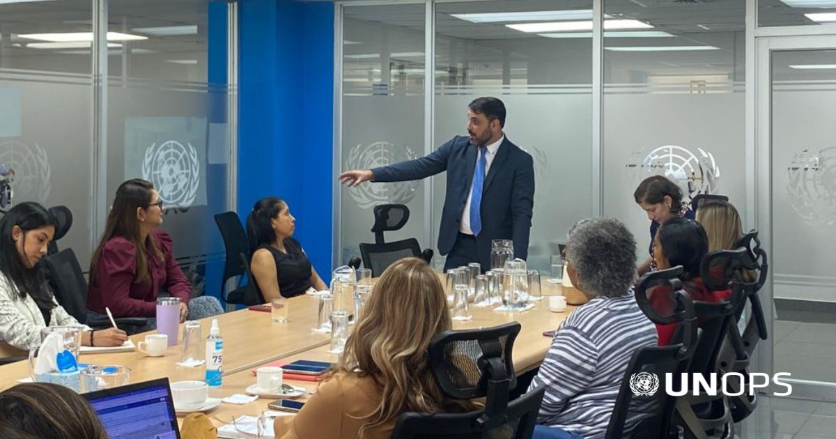 RobertCarrilloC's tweet photo. UNOPS junto al @PMIPanama realizó el conversatorio "Claves para Elevar el Desempeño de las Oficinas de Gestión de Proyectos" dirigido a nuestros asociados nacionales con el objetivo de fortalecer las capacidades en gestión estratégica y efectiva de proyectos | #ODS17 https://t.co/rCHX6z1twX