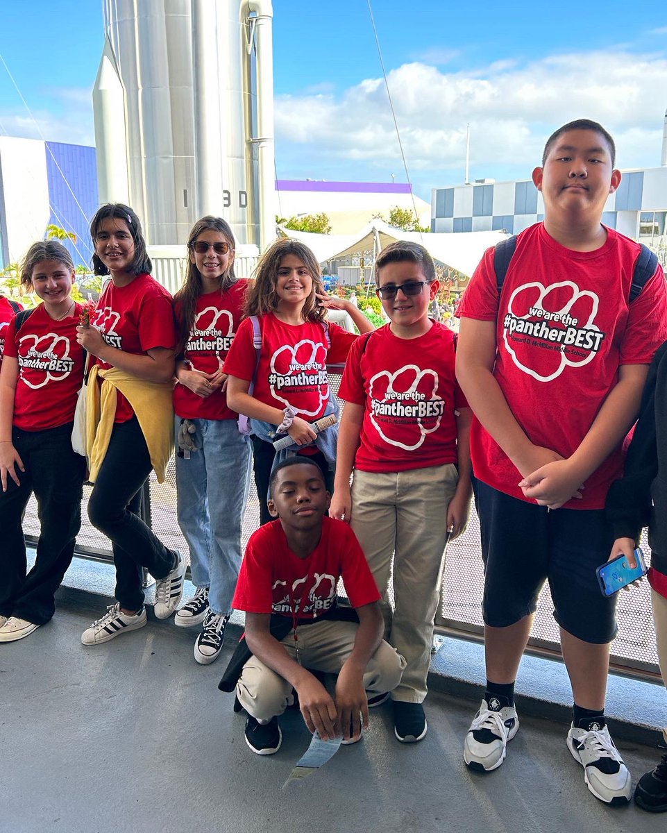 Team 6 Howard D. McMillan tweet media