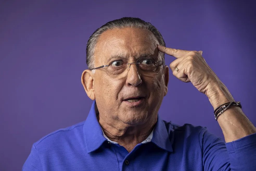 geglobo's tweet photo. Galvão opina sobre escolha de Tite por time 100% reserva

''Não gosto dessa coisa de time alternativo em Copa do Mundo. Não precisava colocar um time inteiro reserva. Poderia ser algo misturado'' #genacopa https://t.co/kpsaqfHALt