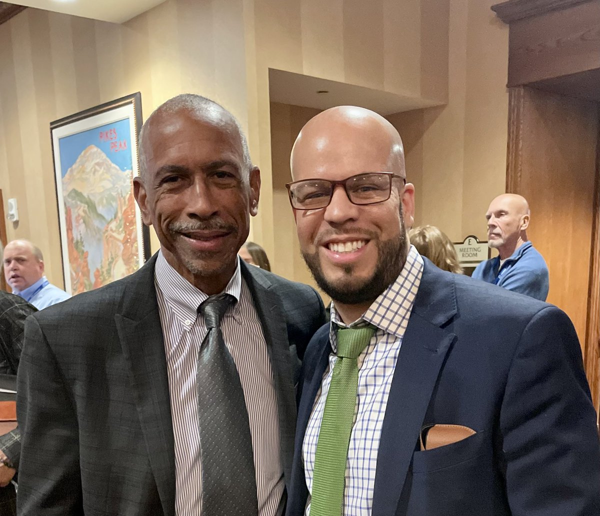 DrAlexMarrero's tweet photo. Great reconnecting with Dr. Pedro Noguera at the @CASBConnect Annual Conference. Time to reignite passion in education. Time to celebrate achievements. Time to collaborate, Staff &amp; School Boards. A search for a common ground! @DrOlson4DPS #edcolo #schoolboards #collab #education https://t.co/R82RCDYkRN