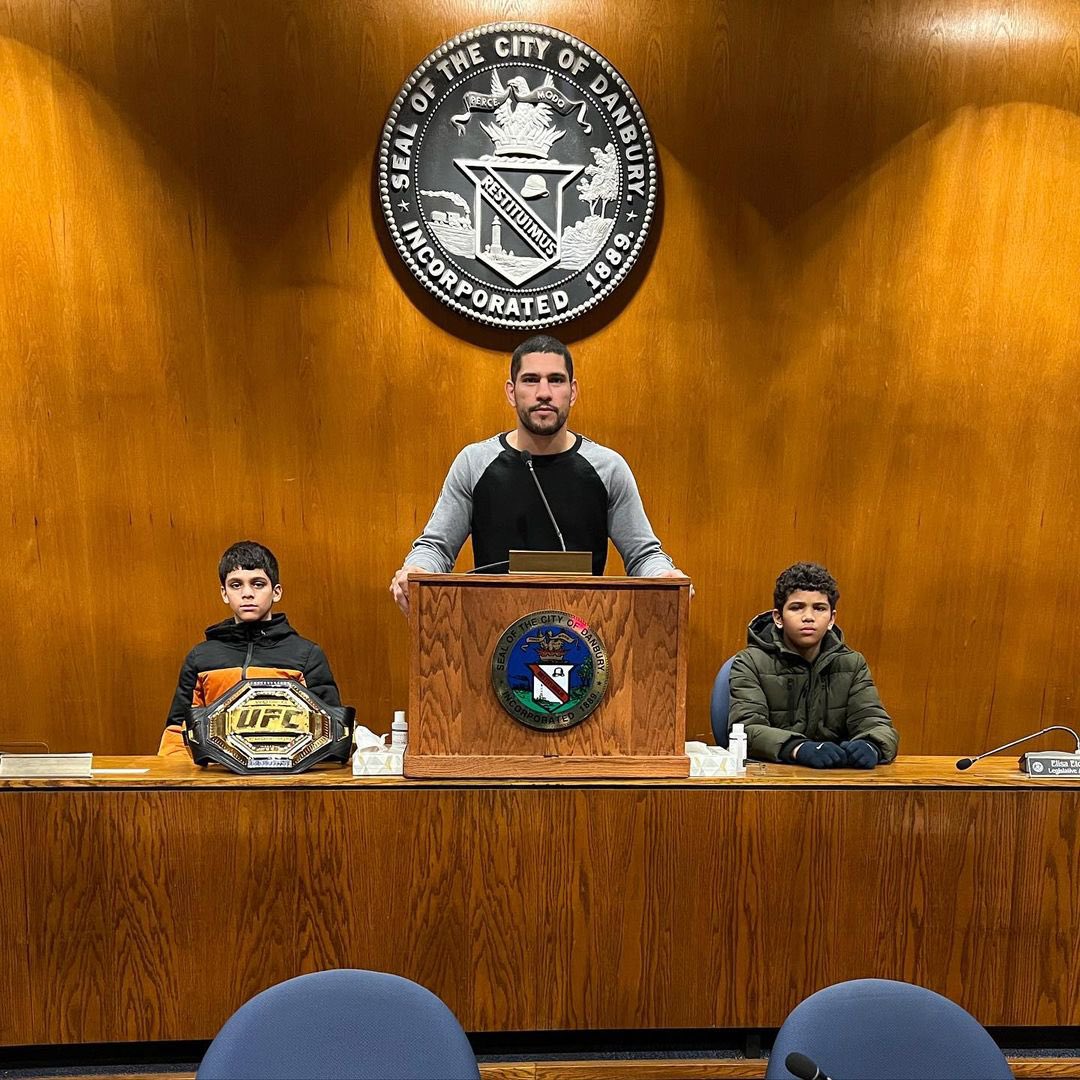 𝙨𝙞𝙣𝙤𝙐𝙁𝘾 💫🪐 on Twitter "Alex Pereira being honored by the Mayor of