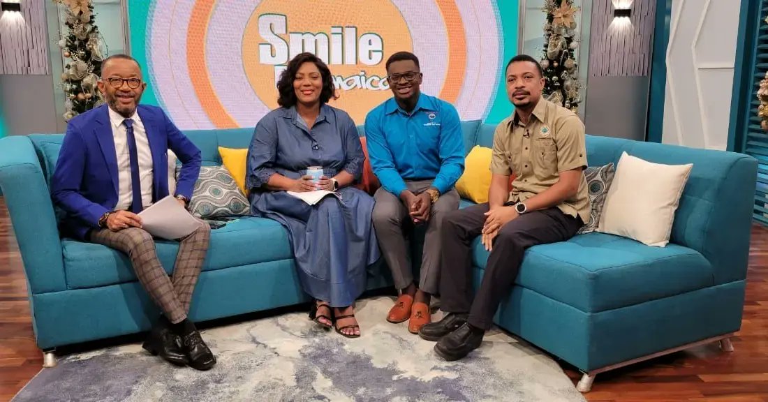 don_mattz's tweet photo. It was truly a Smile Jamaica moment. @Smilejamtvj https://t.co/fbnBnf56M8
