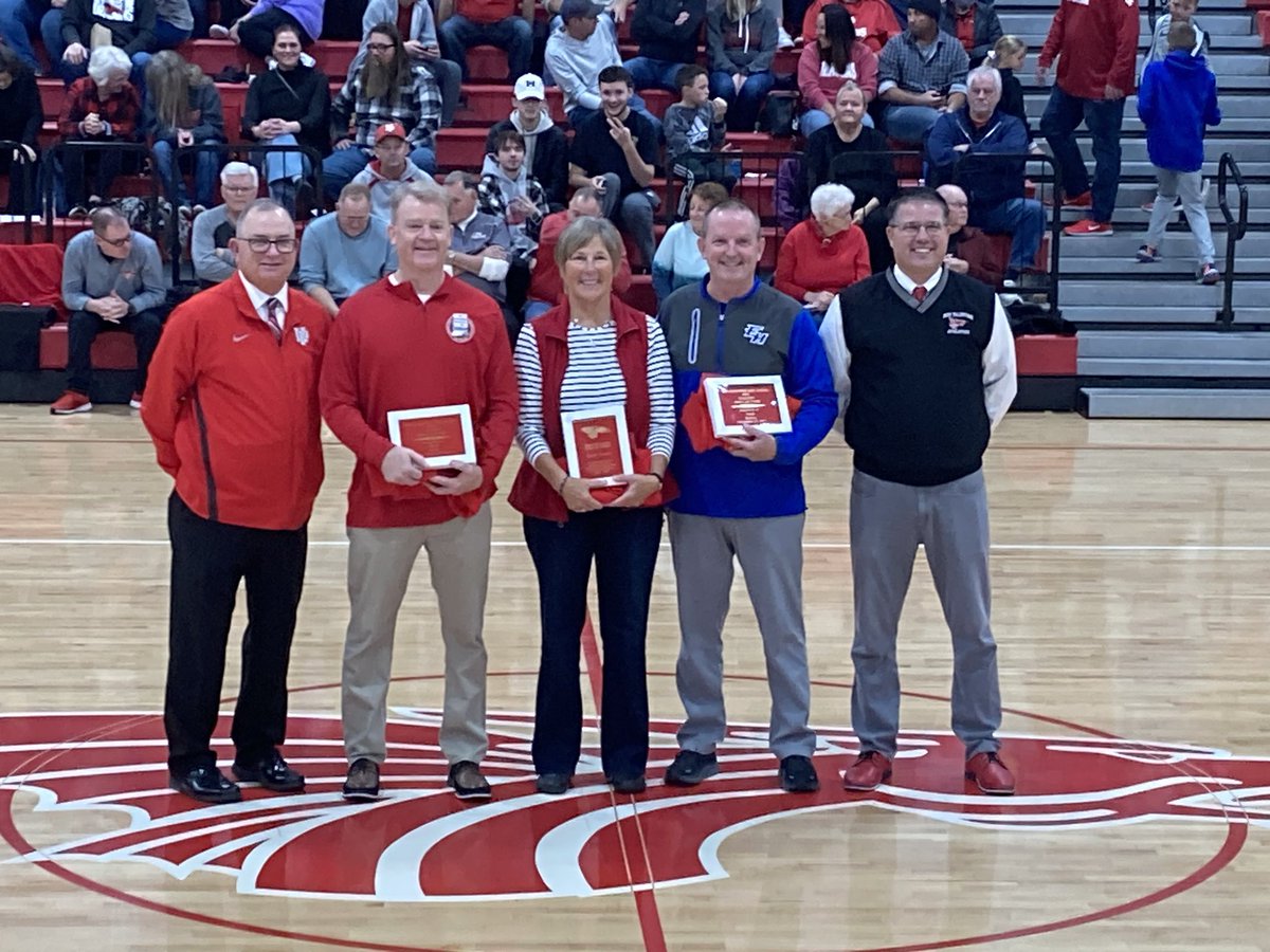 NPHSDragons's tweet photo. Congratulations to our Distinguished Service Award winner Kathy Tucker and the two newest members of the NPHS Coaches Wall of Fame: Brian Kehrt and Adam Barton. https://t.co/sTo6LLobz7
