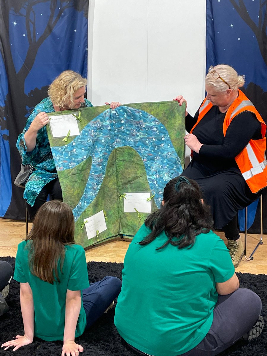 statelibrarynsw's tweet photo. π Shout out to #NSWteachers. Bring your class to the Library to experience the wonder and joy of picture books. Our 'Jumping off the page' program has been designed for students with additional learning and support needs. #OzEd #IDPwD
Book now: https://t.co/PJVG3FWleV https://t.co/d8xKnqkXDp