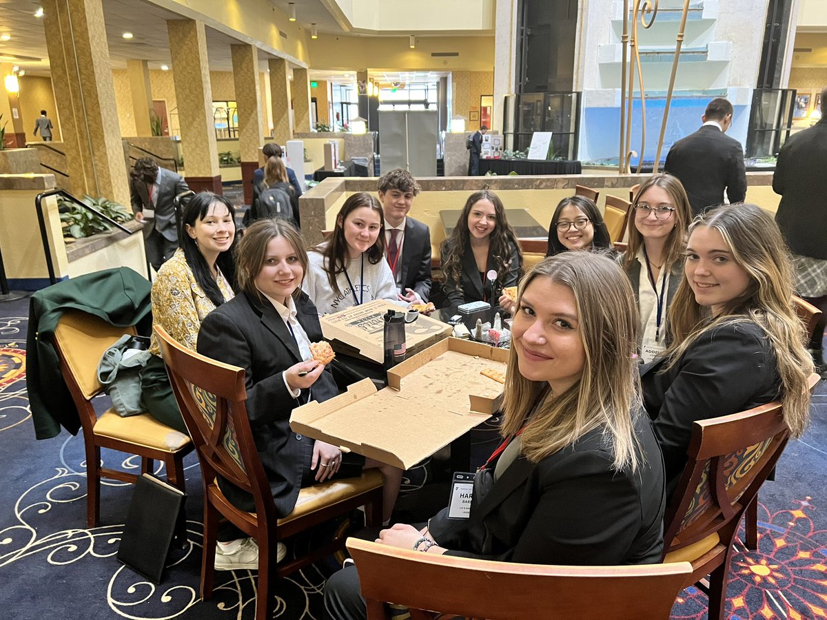 classEireland's tweet photo. Titans enjoying the 74th Annual Youth and Govt State Convention @LSWestAD https://t.co/pwl6MA0rdc