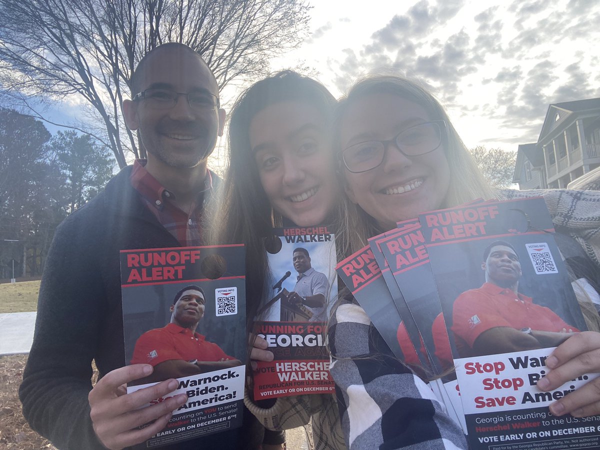 Thank you to my volunteer for coming from out of state!! @HerschelWalker #GASenRunoff #GeorgiaVoters