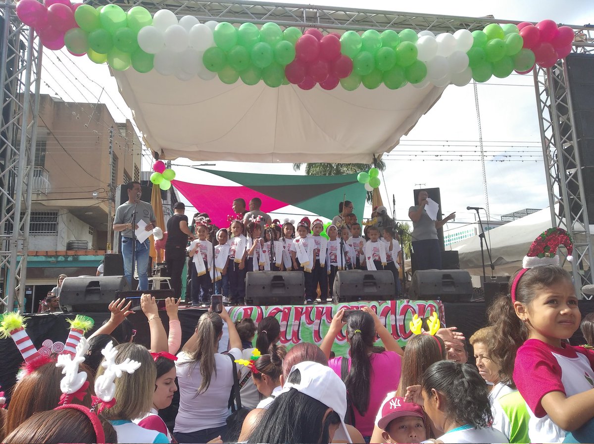 pen_aristides's tweet photo. Hoy #02deDic nuestros niños y niñas del @pen_aristides dijeron presente en el Parrandón Escolar Parroquial 2022 Villa de Cura, acompañados por la Comisión de Cultura y el personal de la institución.
#AraguaEsEducación
#ZamoraEsZamora
@leoalvacabrera
@cheanahis
@joanca30 https://t.co/pUTJcwV5gM