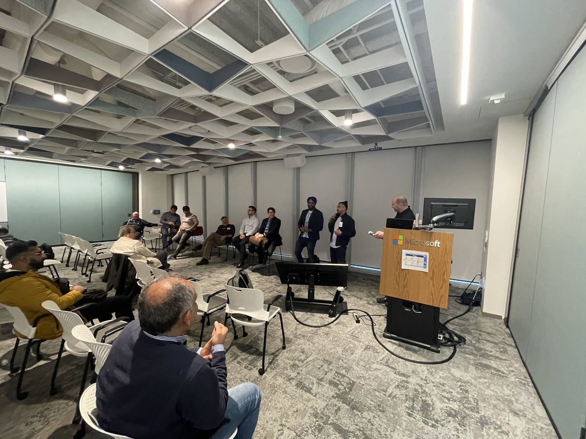 kkhipple's tweet photo. That’s a wrap for #VivaExplorers - huge thank you to our speakers and community members for setting aside a day to learn and connect #communitydays #toronto #m365to https://t.co/IxyTu9de9o