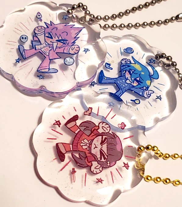 I will say tho if you didnt notice. Because I forgot to post about it. Some of my danganronpa stuff is on super sale. 1 dollar buttons! 3 dollar kokichi note pads! 5 dollar keychains! 