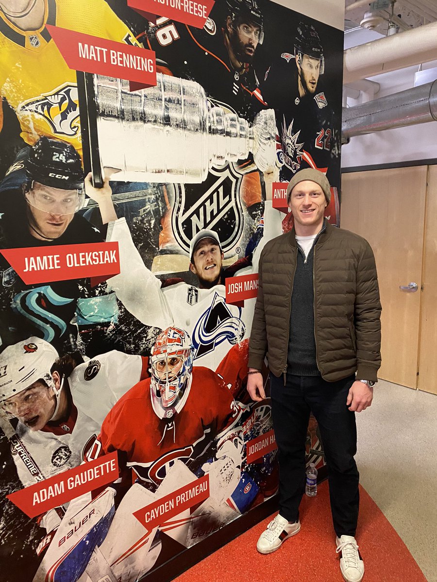 GoNUmhockey's tweet photo. Look who dropped by 🤩

#HowlinHuskies | @Joshmanson42 @Avalanche https://t.co/gDTV8HgPST