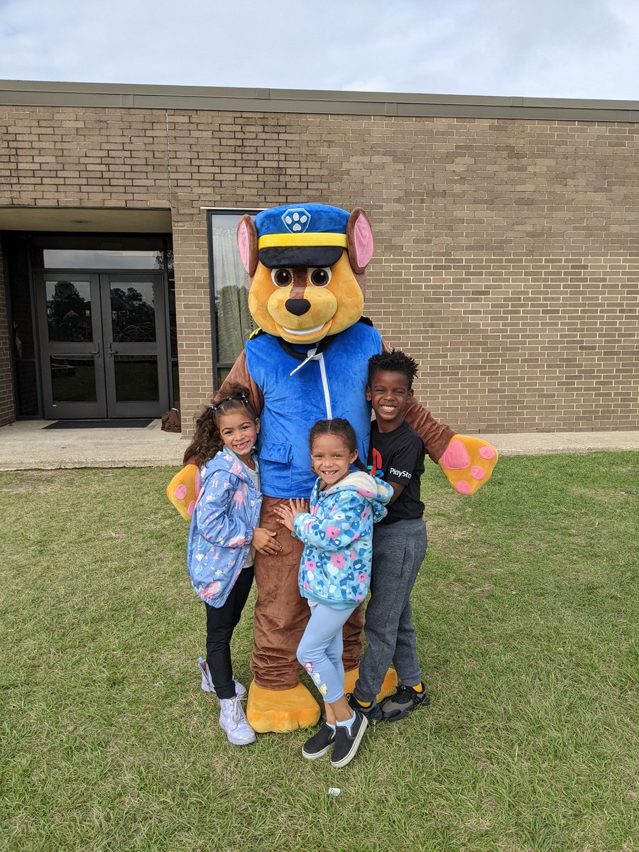 Anahuac_ELEM tweet media