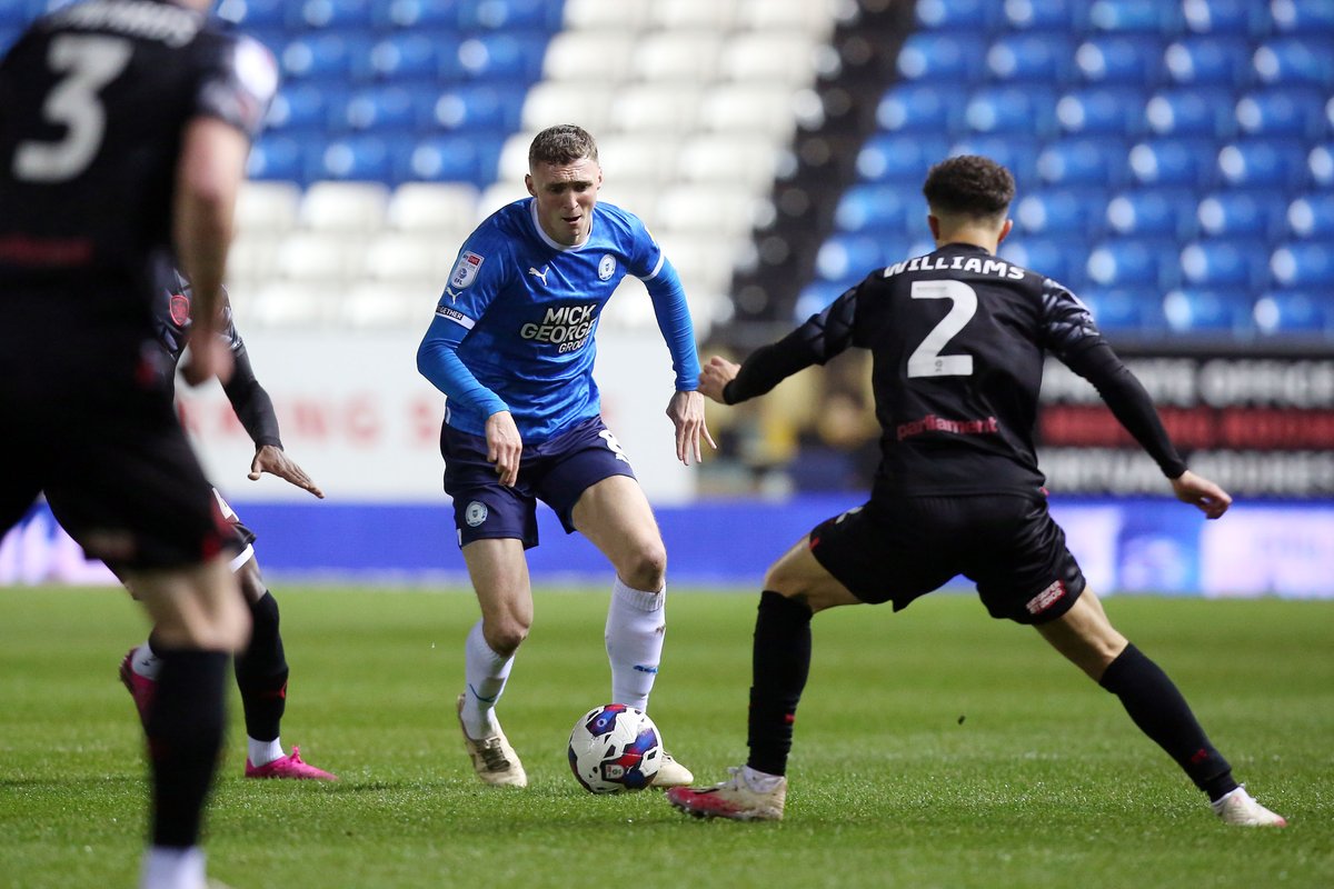 theposh's tweet image. 📸 Action shots from the first half at the Weston Homes Stadium.

#PETBAR