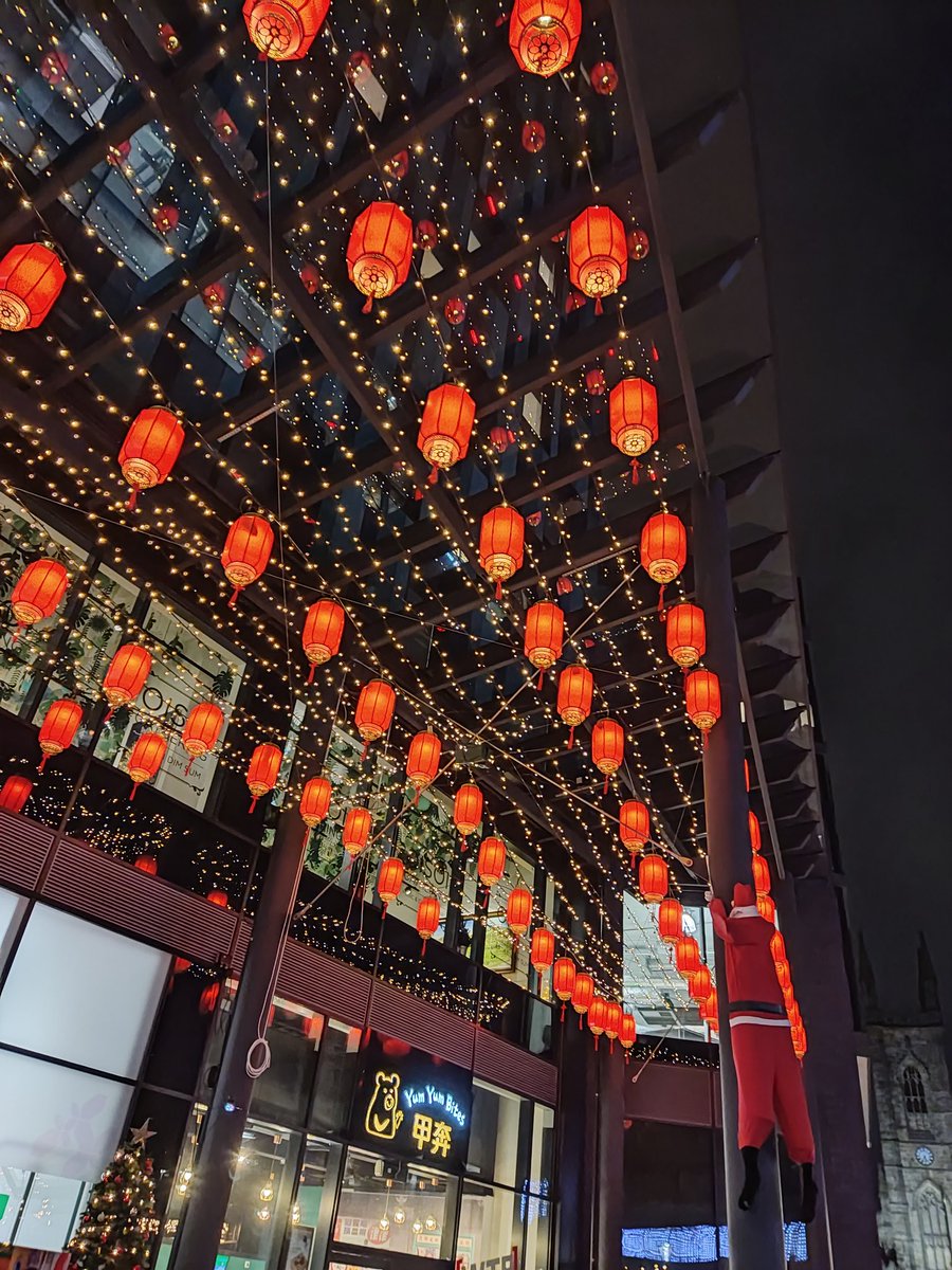shefffoodlover's tweet photo. Christmas Light Switch On tonight @NewEraSheffield #NewEra #christmasinsheffield https://t.co/Y3pihp4B6T