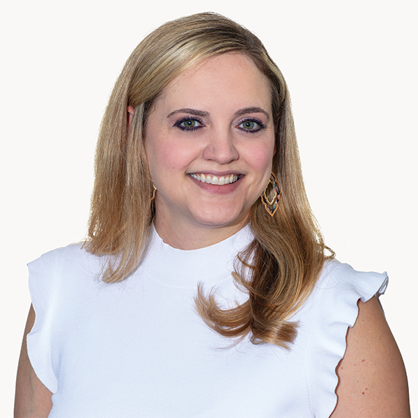ethosbhg's tweet photo. Meet Amy, a clinician at Ethos Wellness - Bellaire! Amy facilitates group sessions for teens, works with those admitted to the PRISM IOP and conducts individual therapy, all while treating family members to ensure empathy and non-judgement. Learn more ➡️ https://t.co/ymvjdRkCay https://t.co/44dO5YvRhg