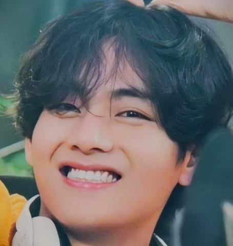 hanaosaka1's tweet photo. #BTS #BTSV #テテ #태태 #V #김태형 #Taehyung #뷔 #방탄소년단뷔 #보라해 #ARMY #VFOCUS #テヒョン #tetsuo #KTH #방탄 #KIMTAEHYUNG https://t.co/HMOSDogQz2