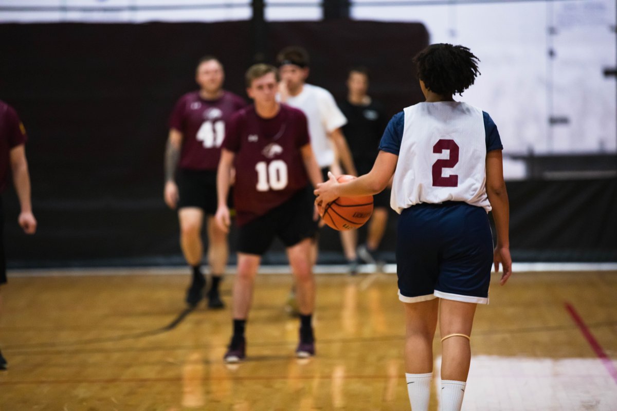 Did you know that the Rec Center is FREE for SIU Students? The Rec has a pool, multiple fitness rooms, personal training opportunities, a variety of classes, and so more. The Rec Center is located next to the Student Health Center. Visit rec.siu.edu for more info!